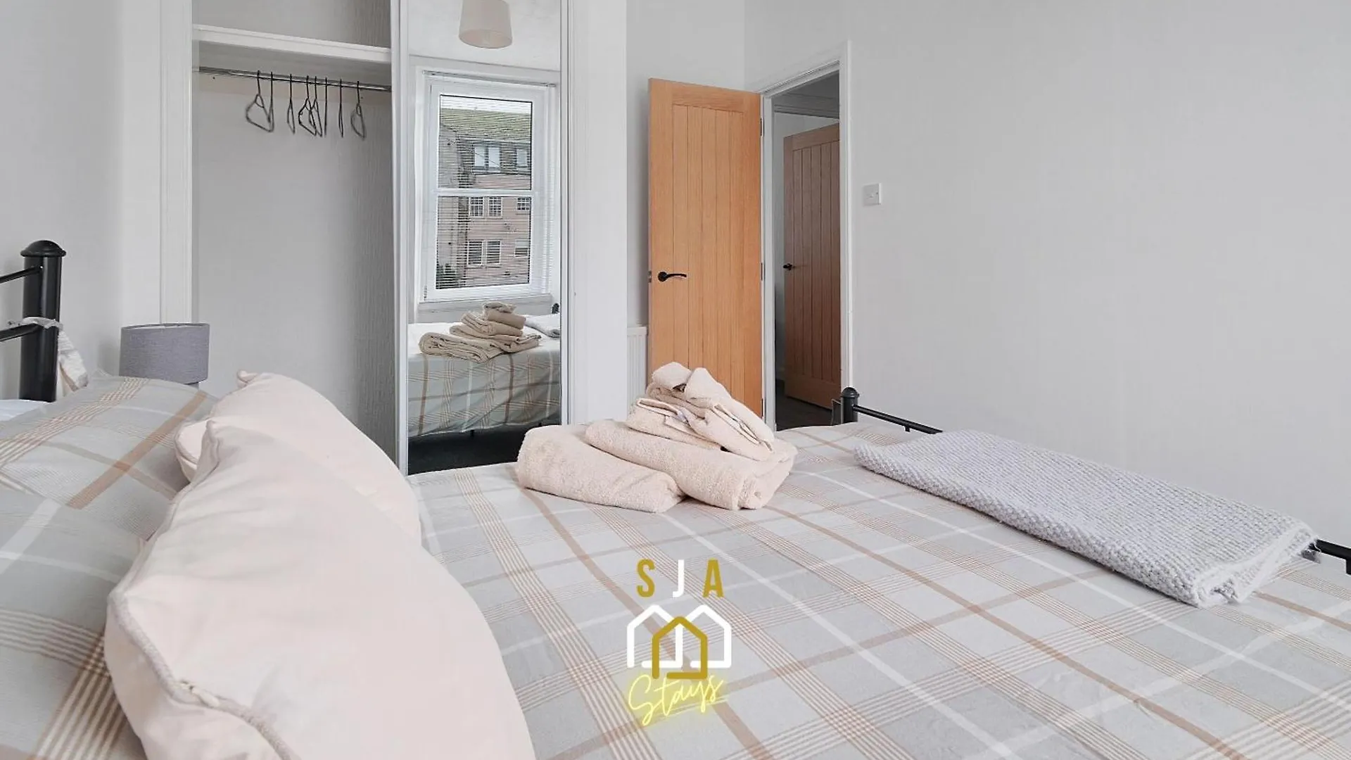 Dee Street Stay - Sja Stays - Modern 2 Bed Apartment Aberdeen